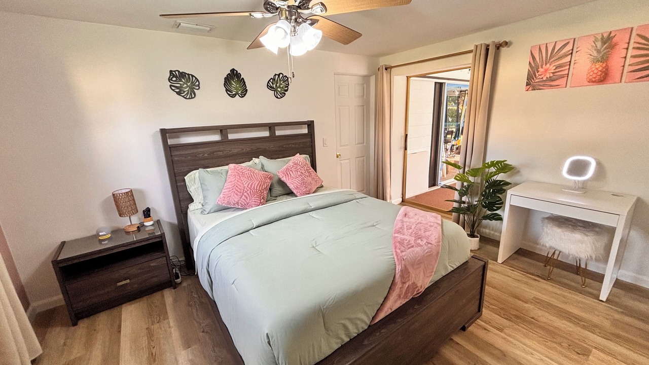 Photo of Bedroom in Bearss Plaza