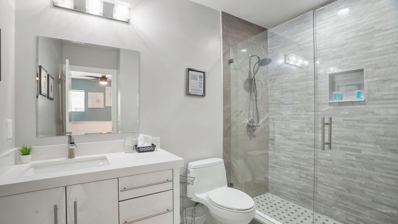 Photo of Bathroom in Town N County Park