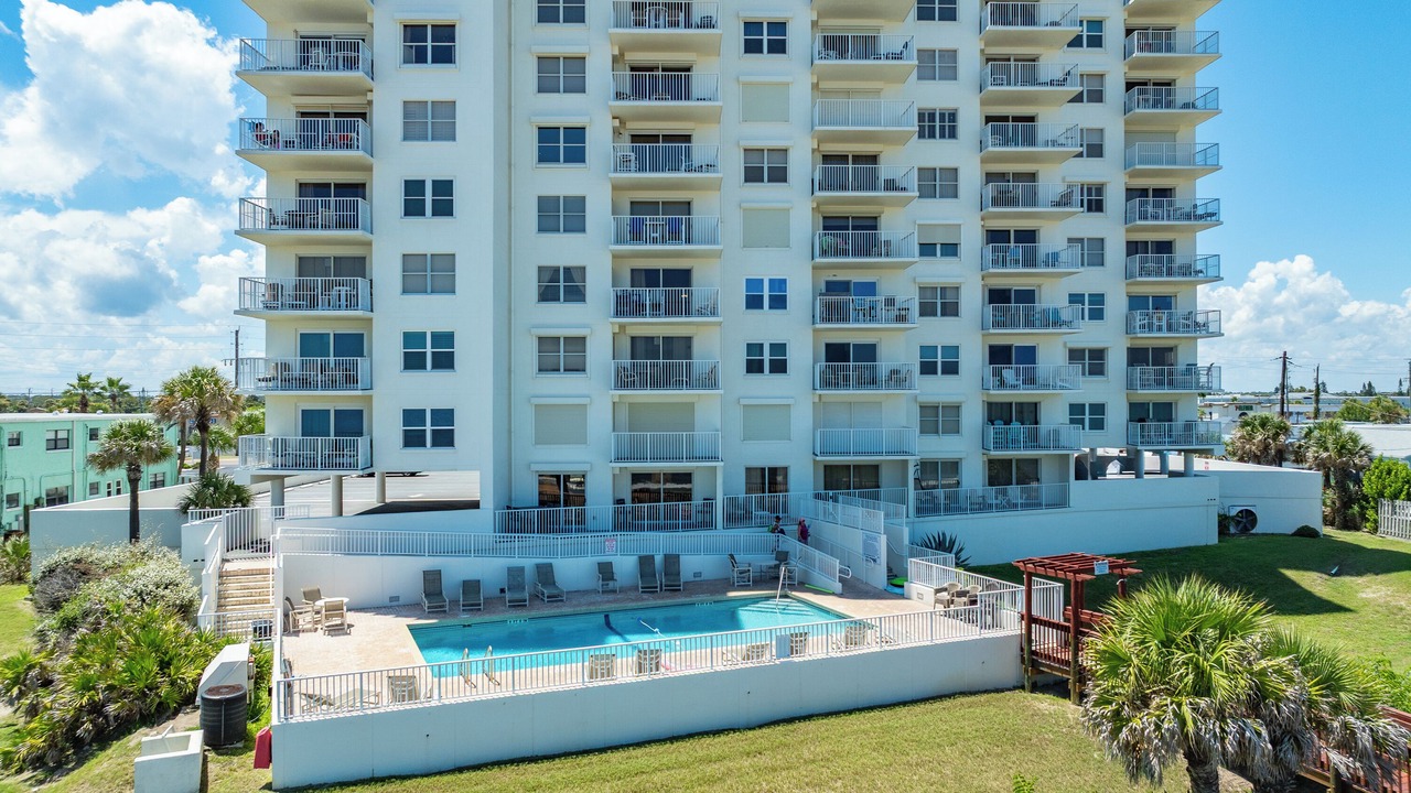 Photo of Outdoor in Seawinds Condo