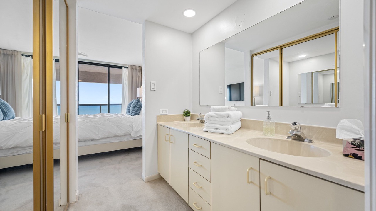 Photo of Bathroom in Sand Key