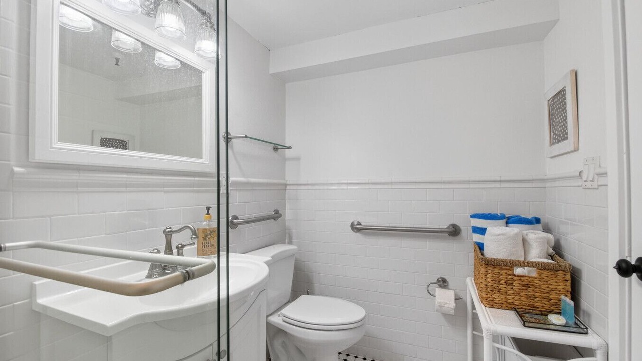 Photo of Bathroom in Palm Beach - West Palm Beach