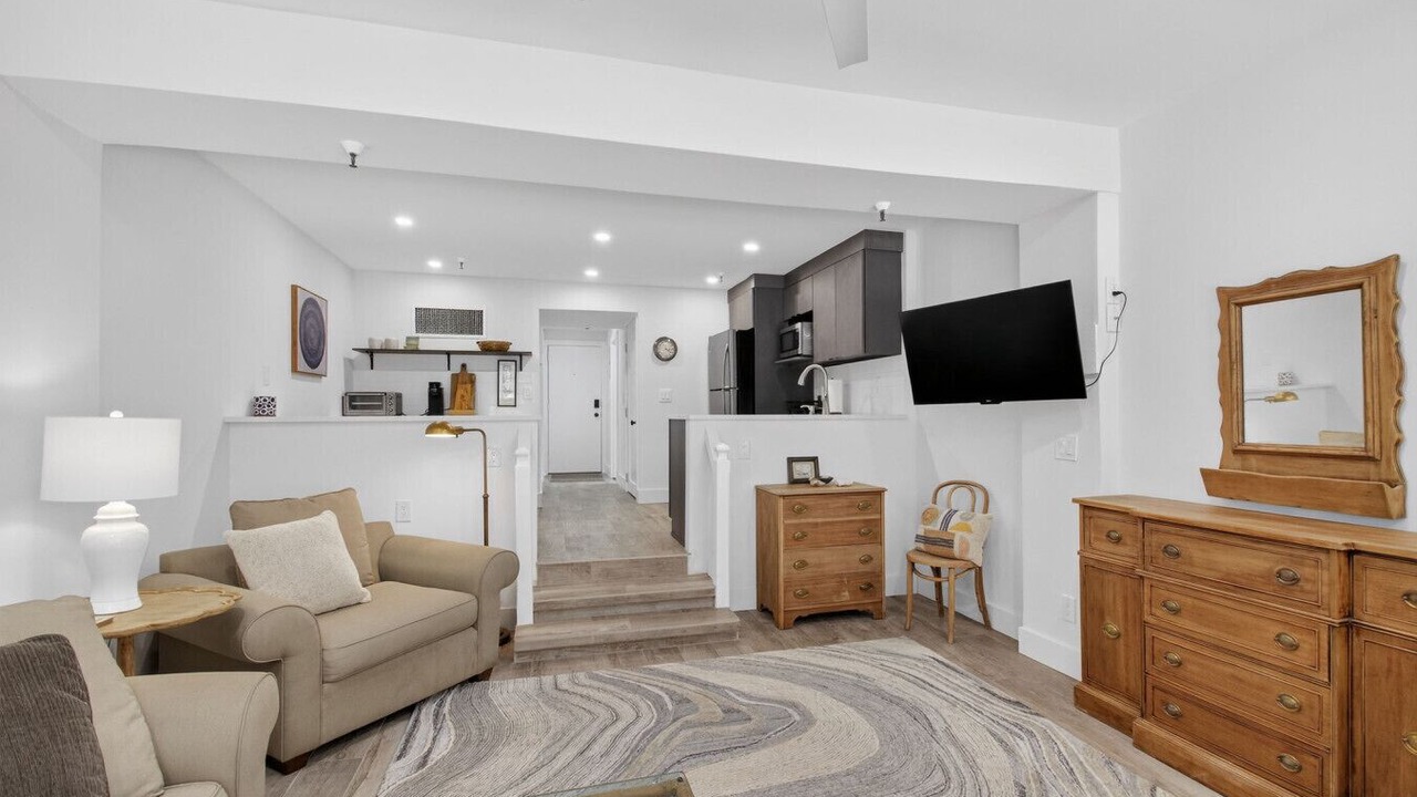 Photo of Livingroom in Palm Beach - West Palm Beach