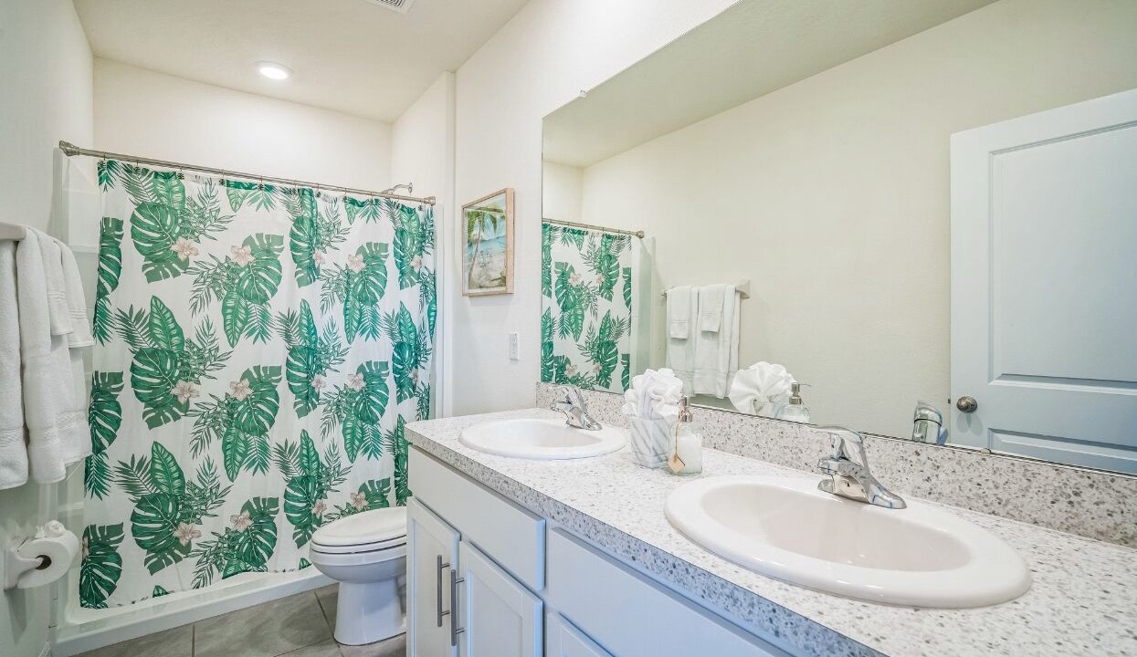Photo of Bathroom in Wimauma