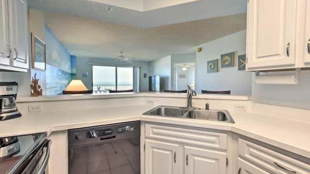 Photo of Kitchen in Seawinds Condo
