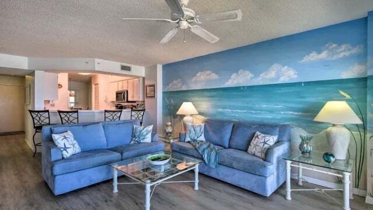 Photo of Livingroom in Seawinds Condo