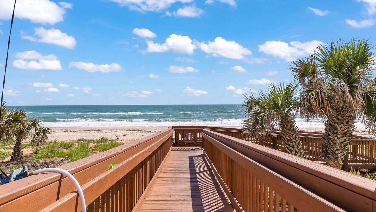 Photo of Outdoor in Seawinds Condo