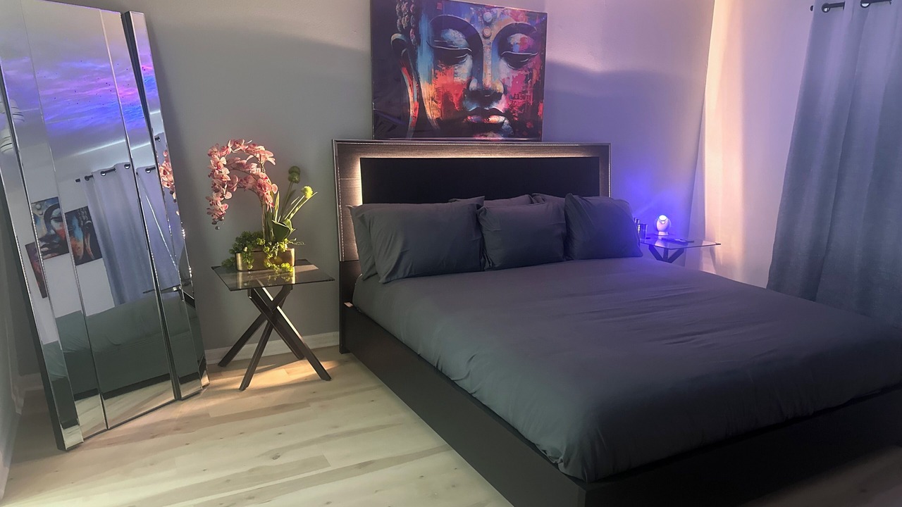 Photo of Bedroom in Lake Eola Heights