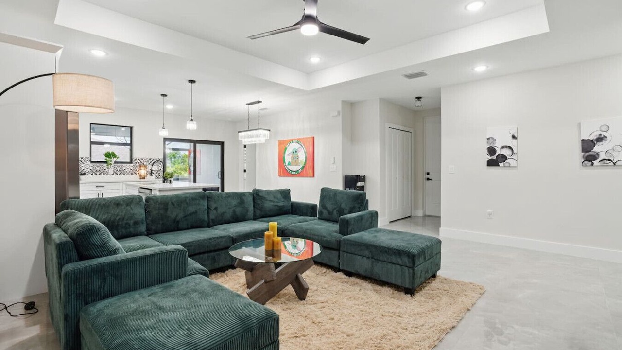 Photo of Livingroom in Centennial