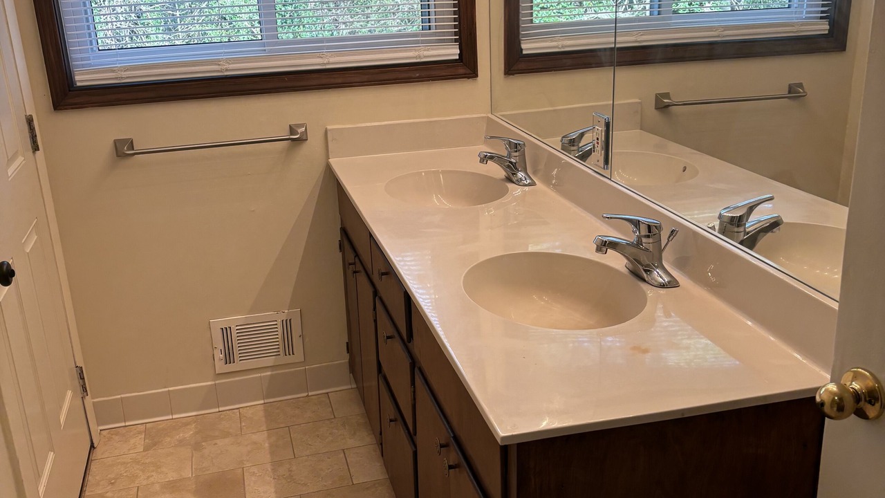 Photo of Bathroom in Stone Mountain