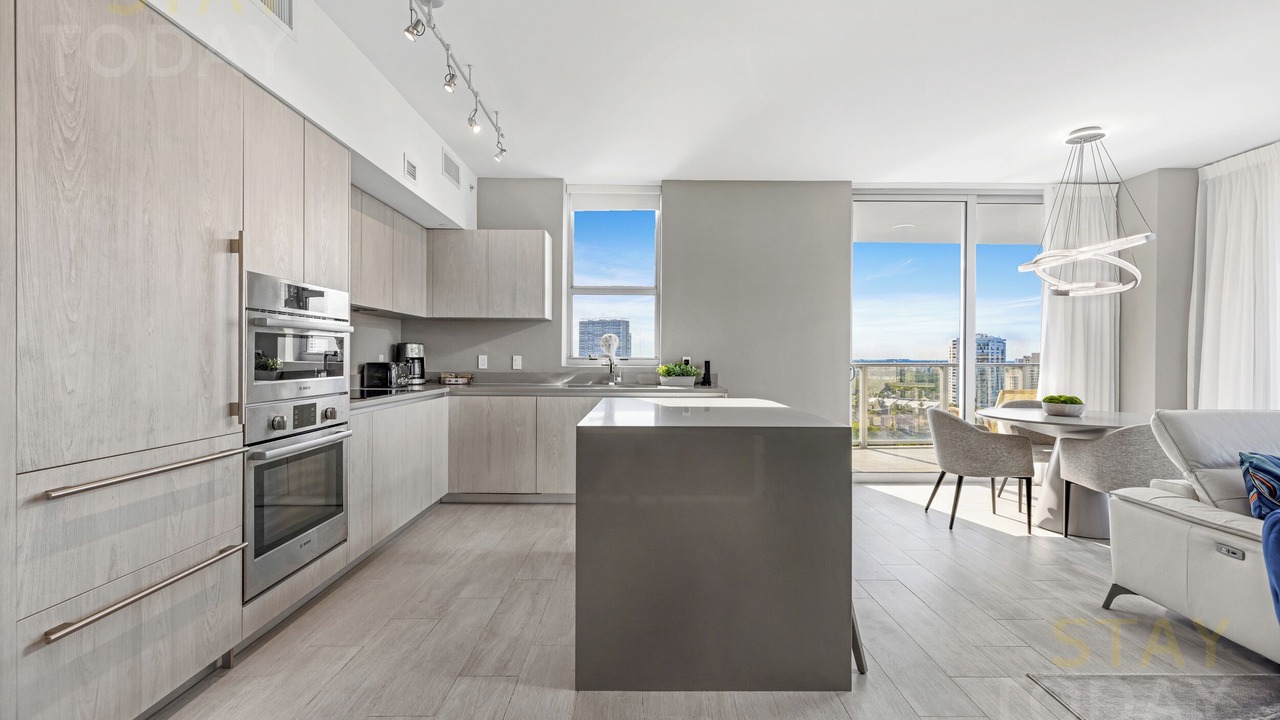 Photo of Kitchen in Hollywood South Central Beach