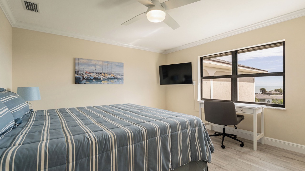 Photo of Bedroom in Indian River Shores