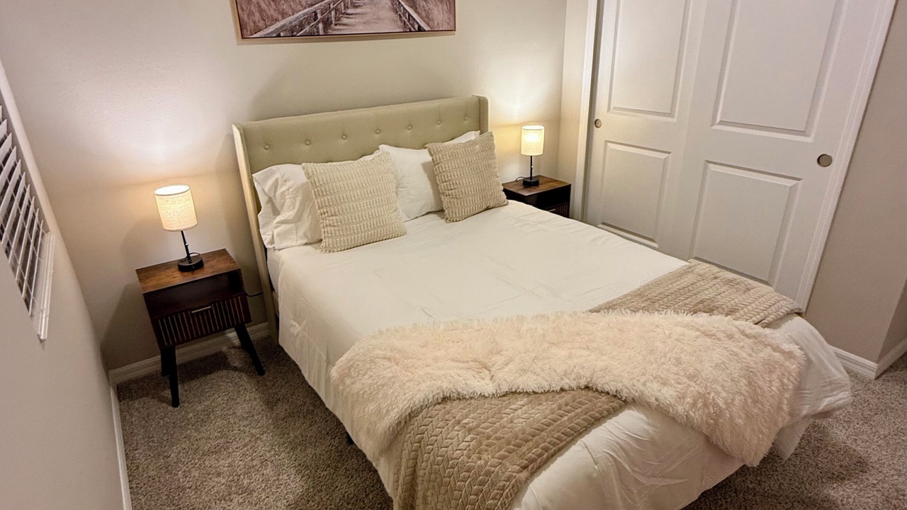 Photo of Bedroom in Auburndale