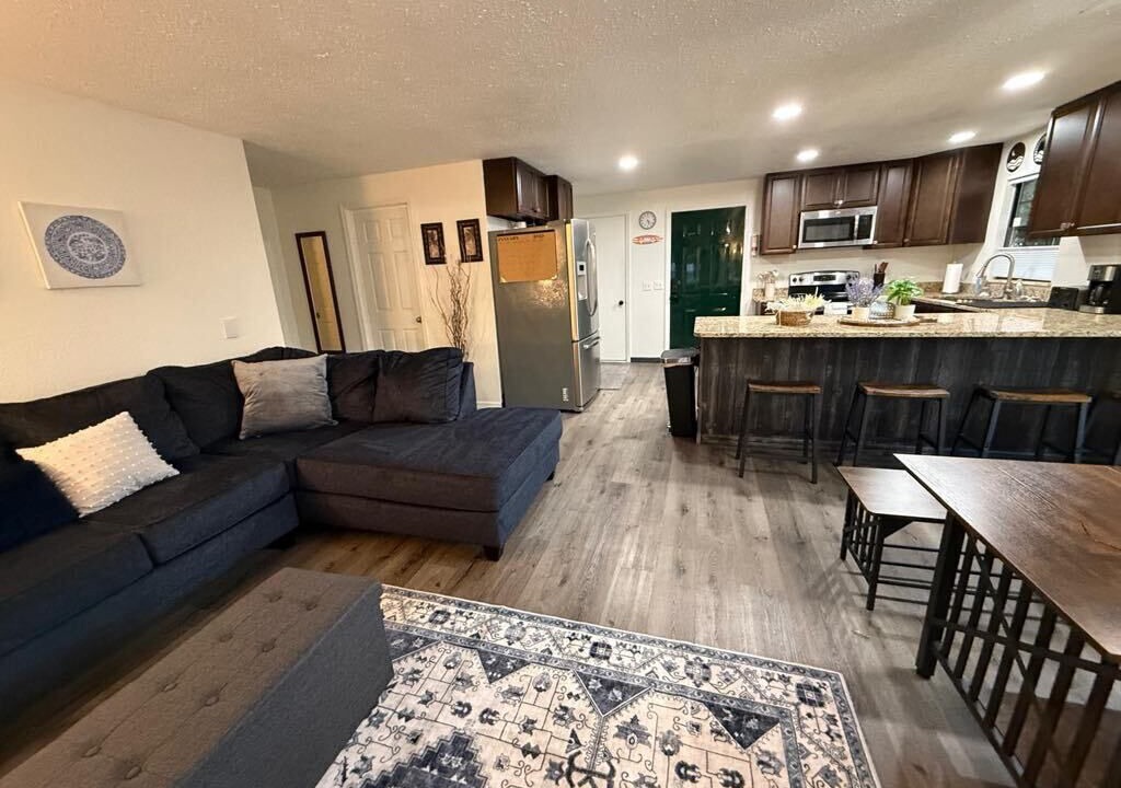 Photo of Livingroom in Auburndale