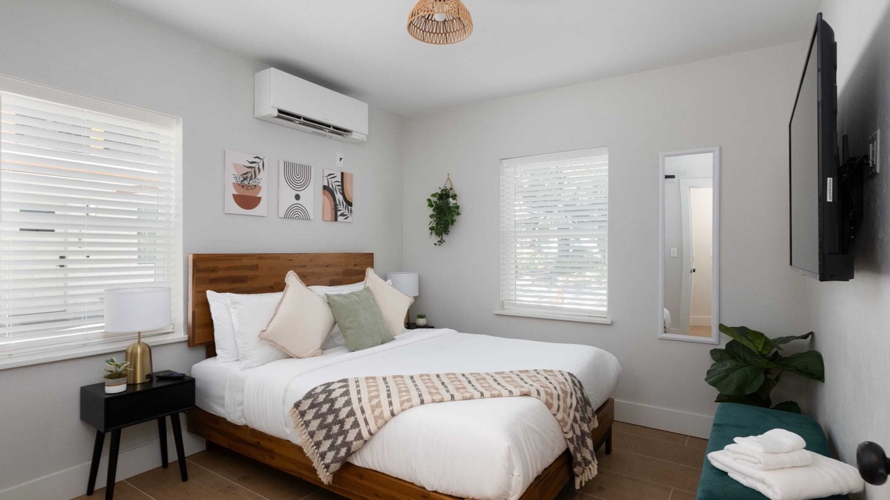 Photo of Bedroom in University Heights