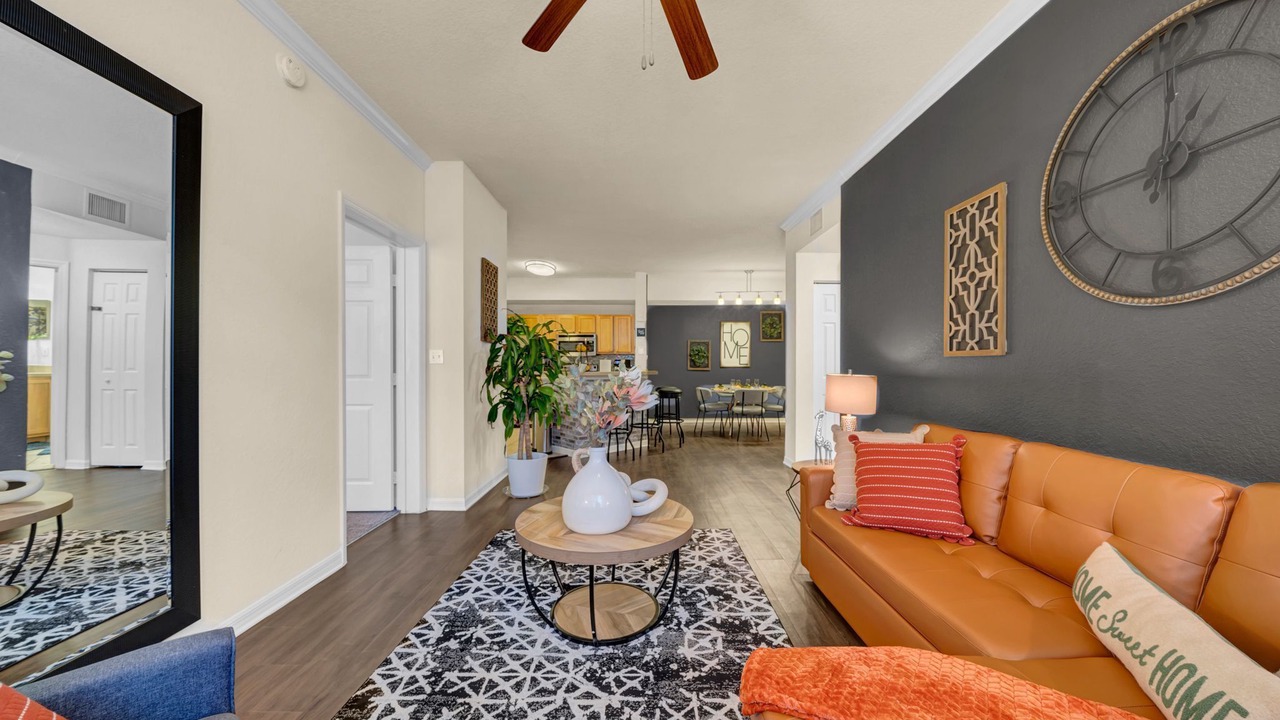 Photo of Livingroom in Westchase