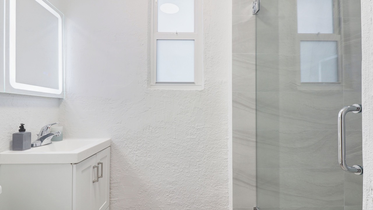 Photo of Bathroom in Miramar