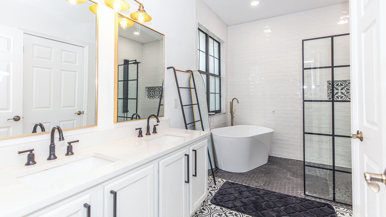 Photo of Bathroom in Windermere