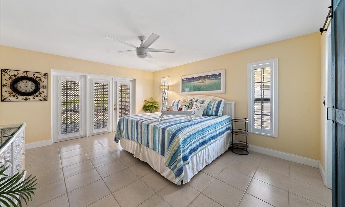Photo of Bedroom in Cocoa Isles