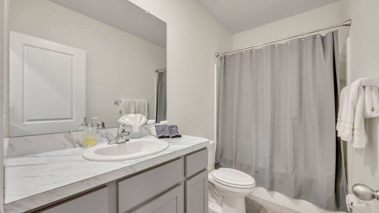 Photo of Bathroom in Plant City