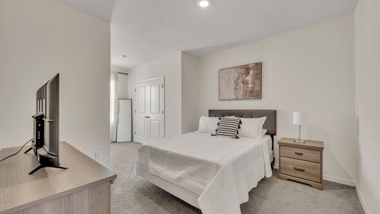 Photo of Bedroom in Plant City