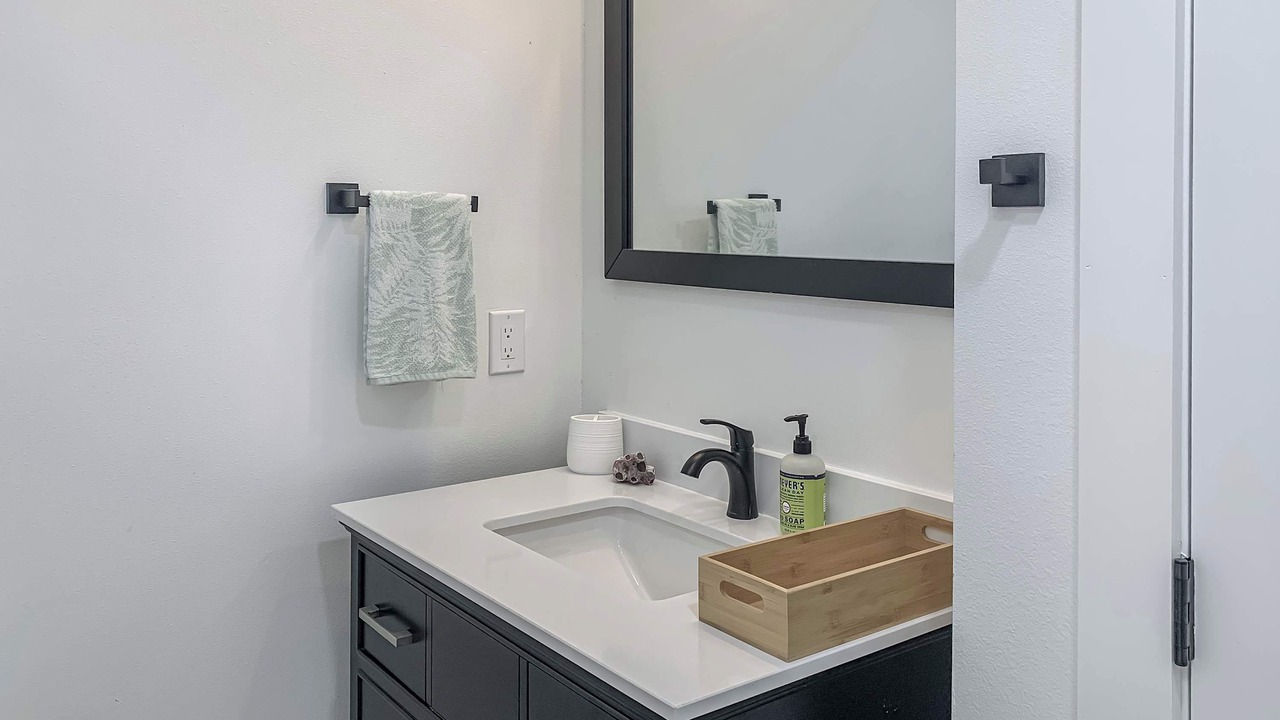 Photo of Bathroom in Tropic