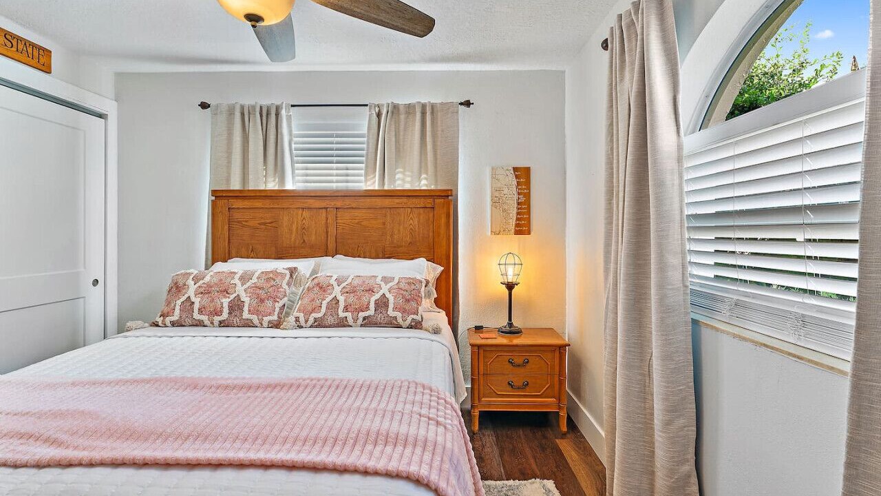 Photo of Bedroom in Florida North Atlantic Coast