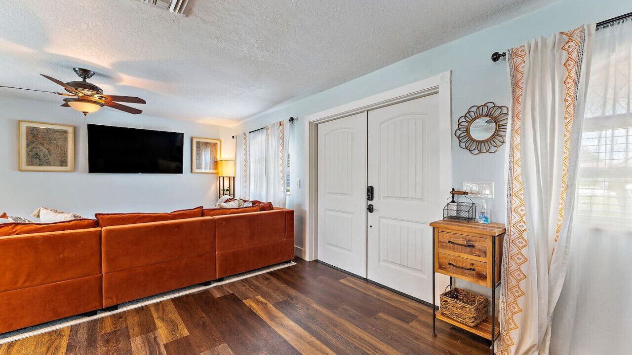 Photo of Livingroom in Florida North Atlantic Coast