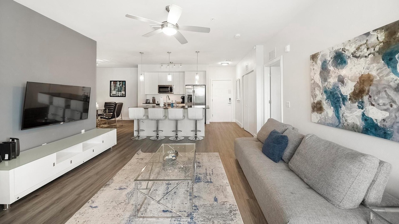Photo of Livingroom in Port Tampa City