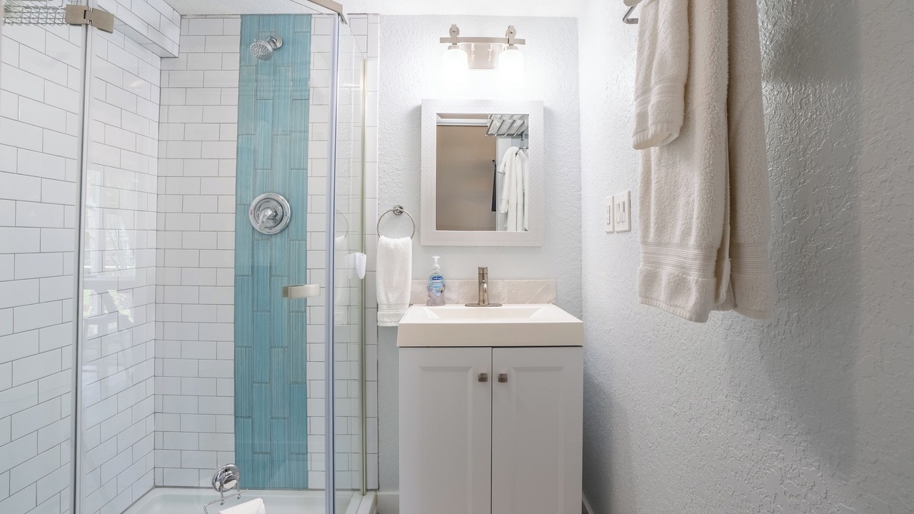 Photo of Bathroom in Lutz