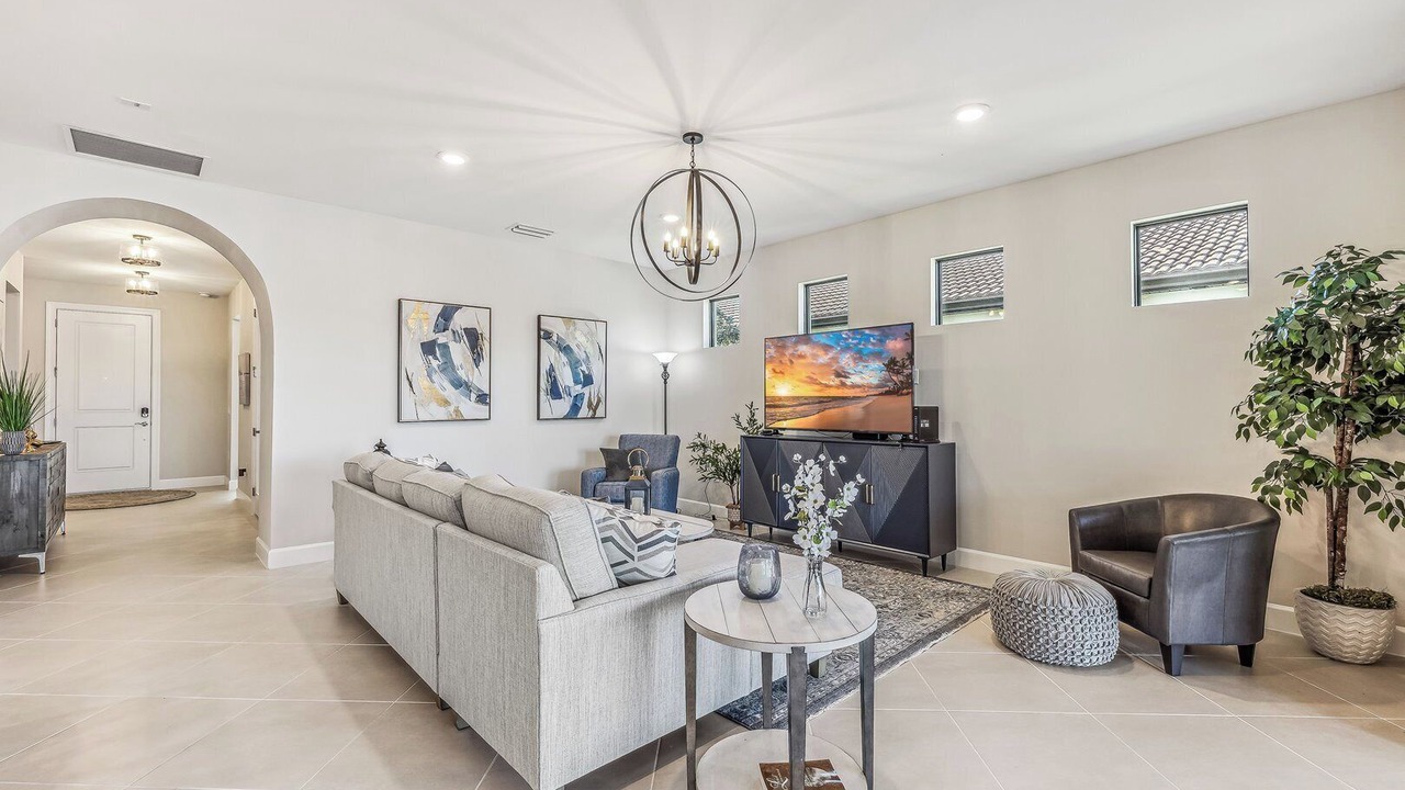 Photo of Bedroom in River Hall