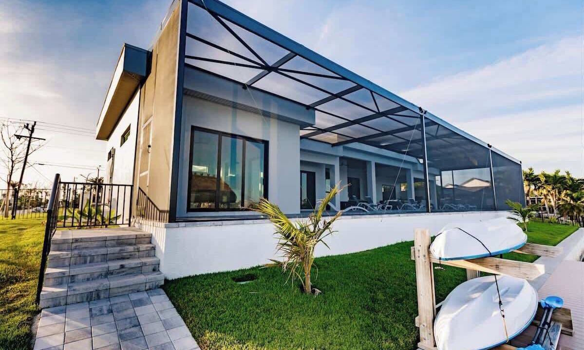 Photo of Patio Balcony in Eight Lakes