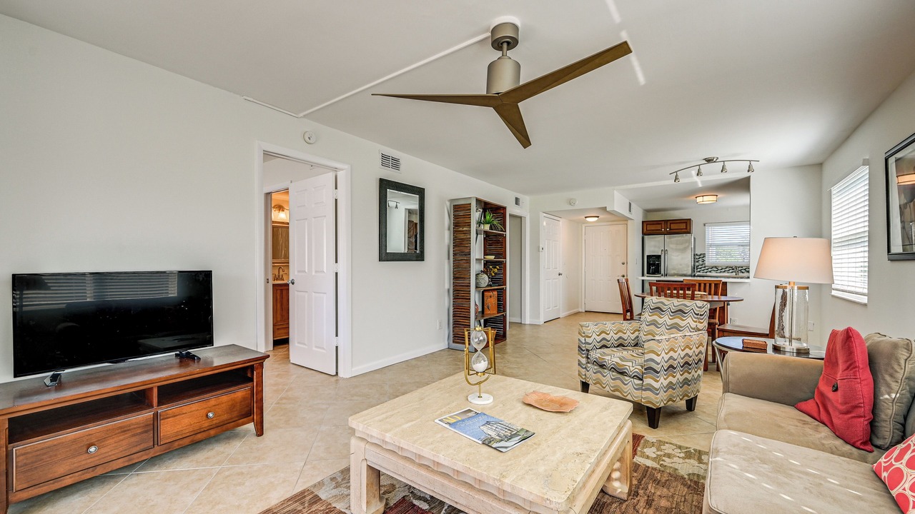 Photo of Livingroom in Lely Golf Estates