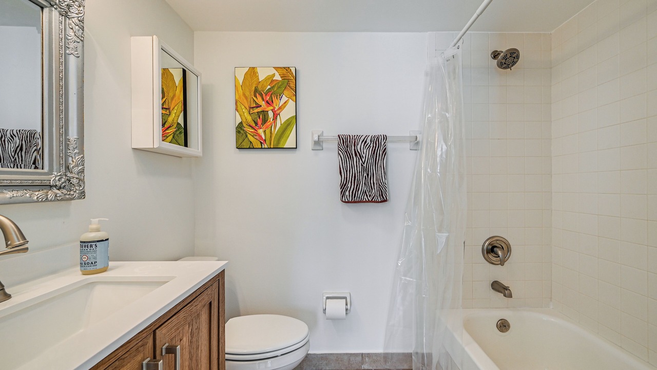 Photo of Bathroom in Lely Golf Estates
