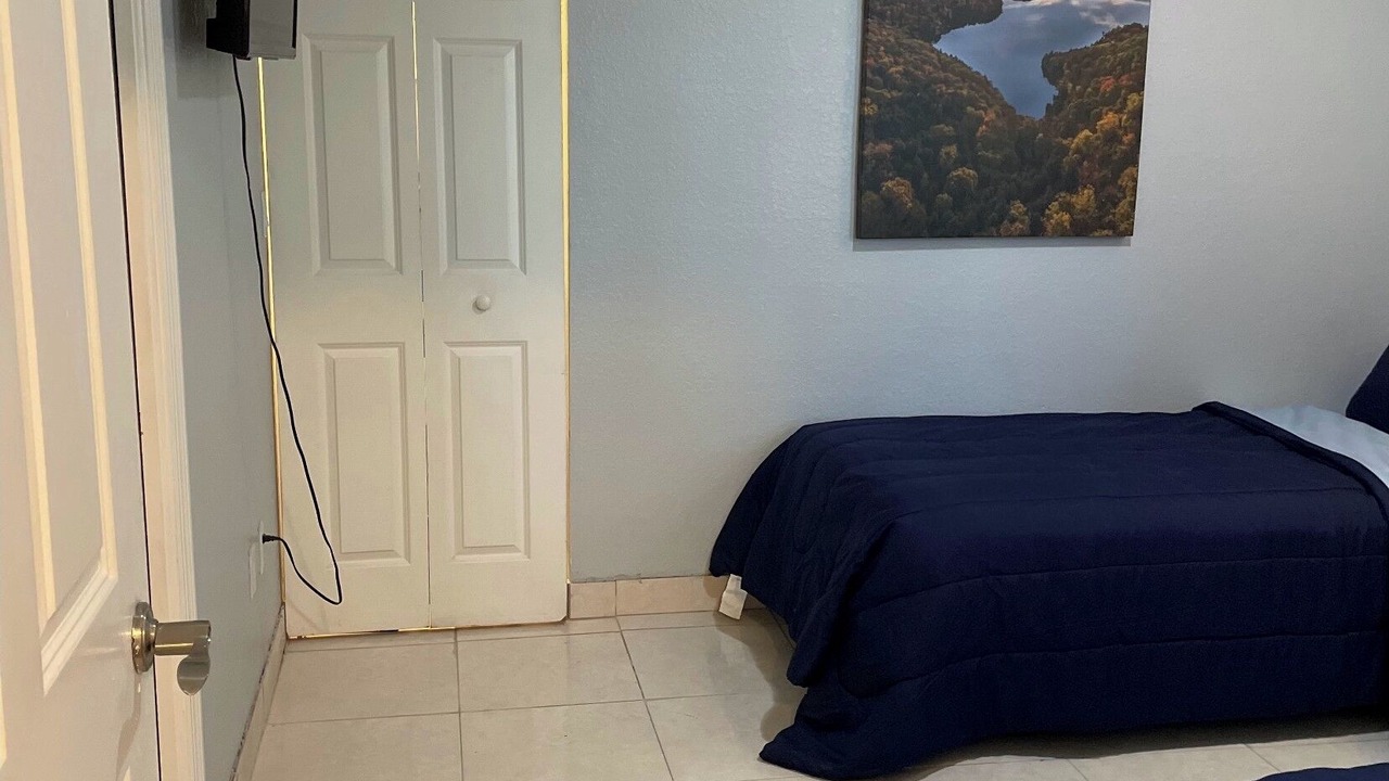 Photo of Bedroom in Riviera Beach
