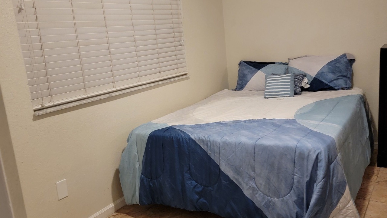 Photo of Bedroom in Riviera Beach