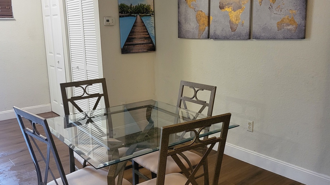 Photo of Livingroom in Riviera Beach