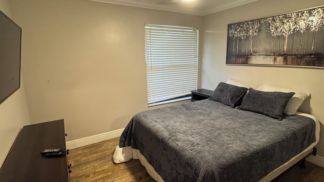 Photo of Bedroom in The Island