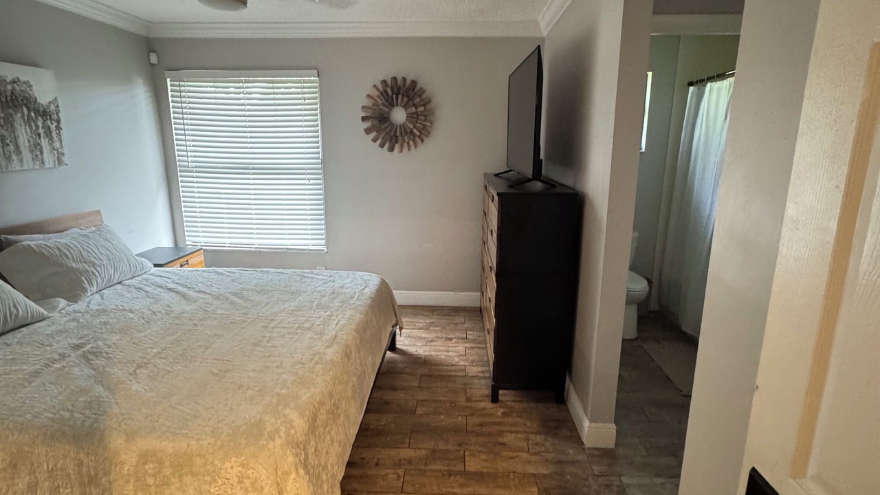 Photo of Bedroom in The Island