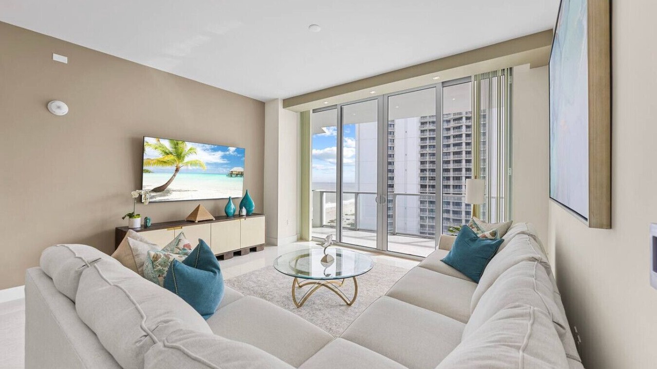 Photo of Livingroom in Florida North Atlantic Coast