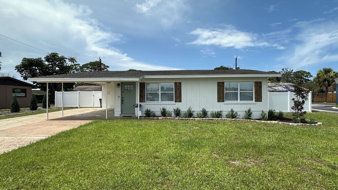 Photo of Outdoor in Titusville