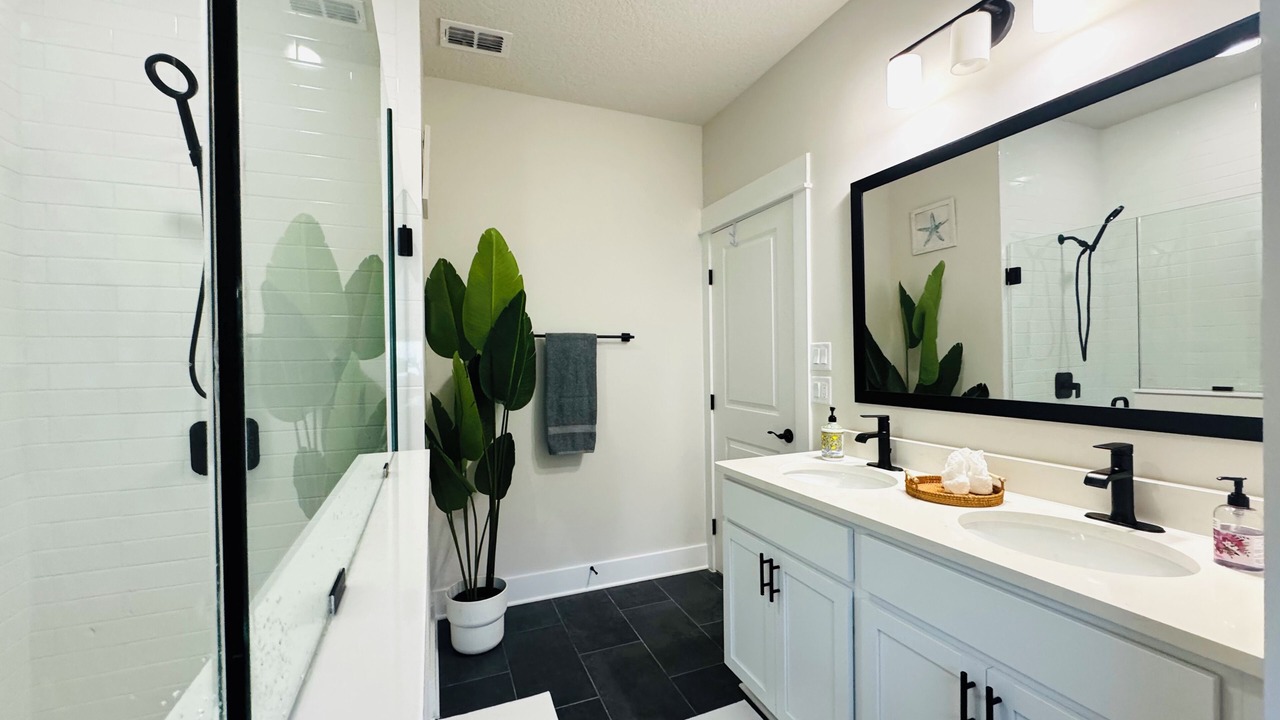 Photo of Bathroom in Five Points