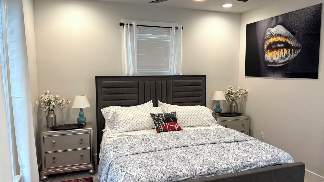 Photo of Bedroom in Five Points