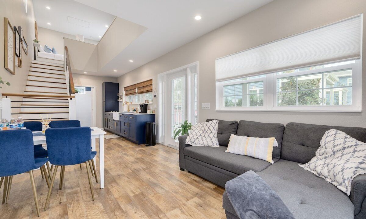 Photo of Livingroom in Downtown Dunedin