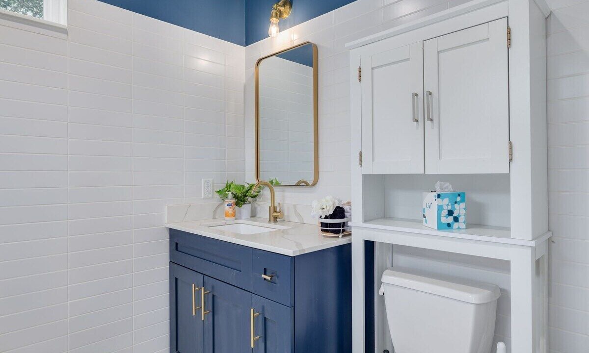 Photo of Bathroom in Downtown Dunedin