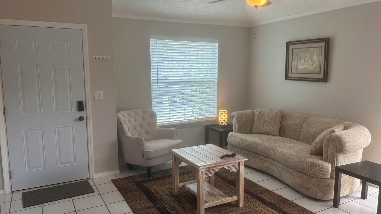 Photo of Livingroom in Lake St. George