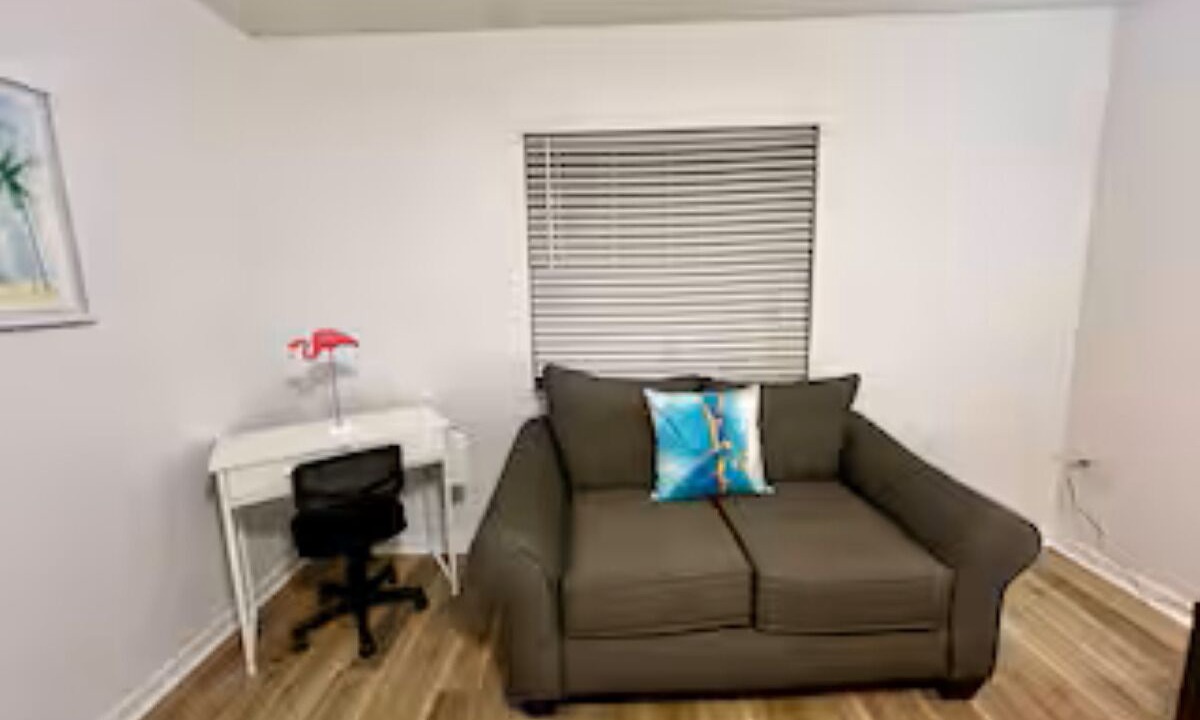 Photo of Livingroom in Spring Hill