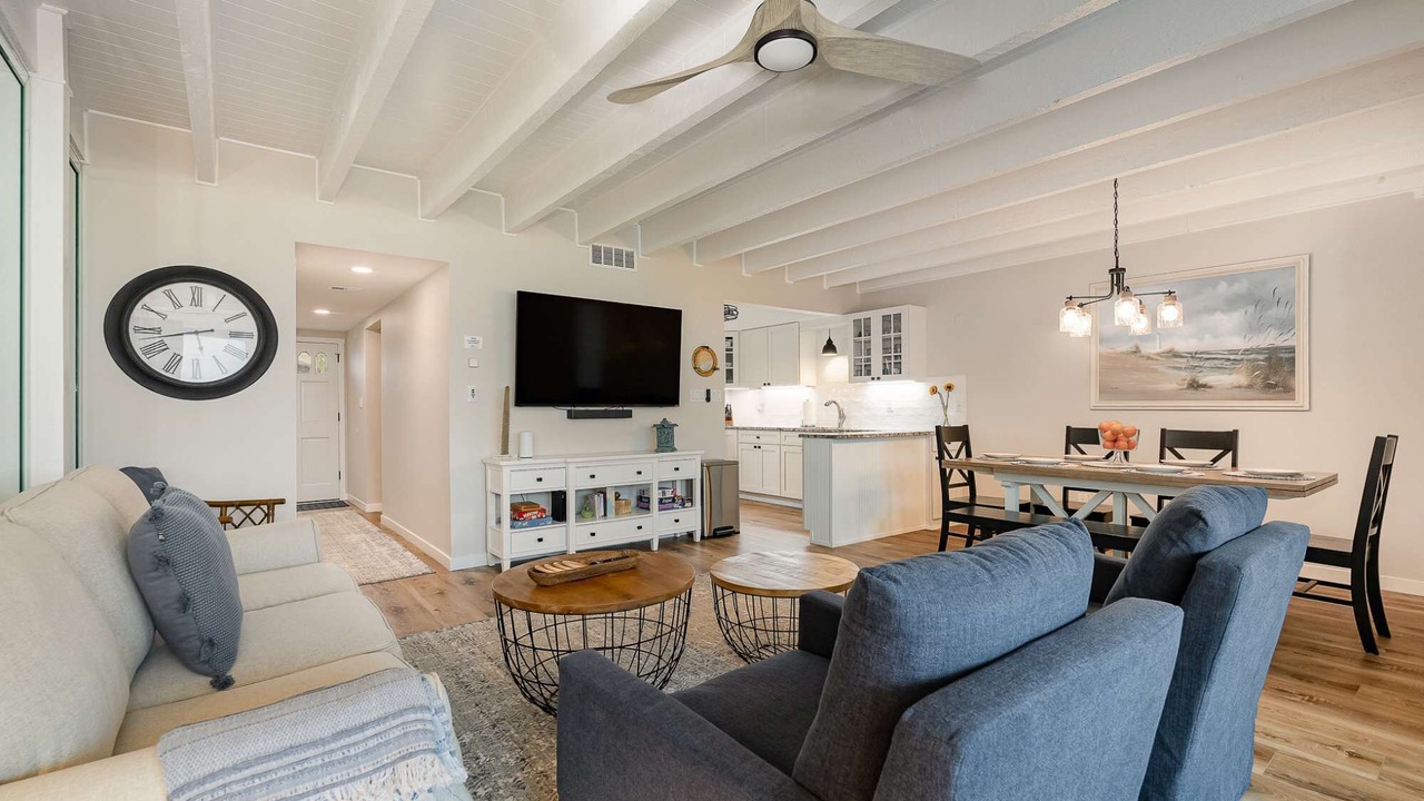 Photo of Livingroom in Interchange Square