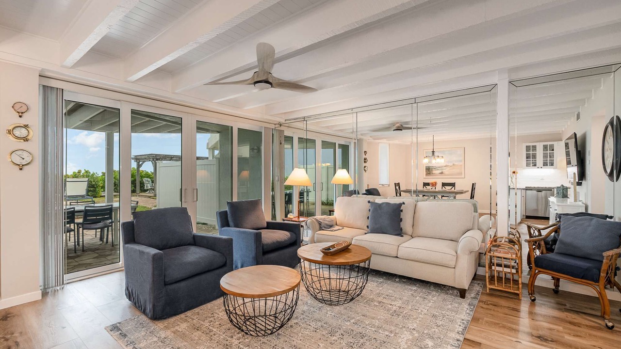 Photo of Livingroom in Interchange Square