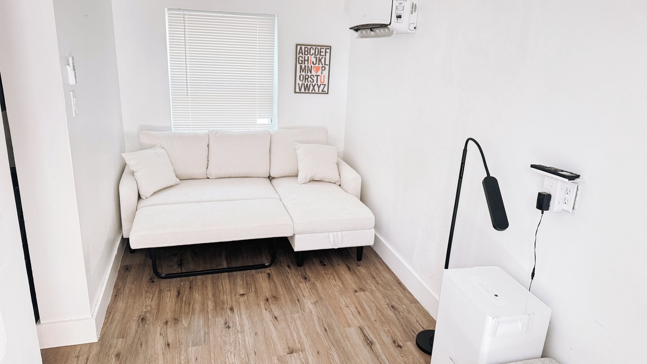 Photo of Livingroom in Edgewood
