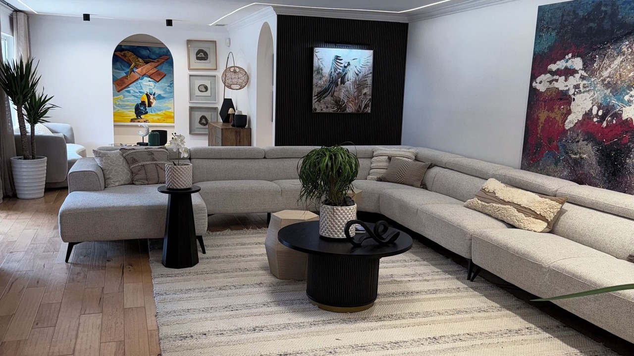Photo of Livingroom in Sunrise